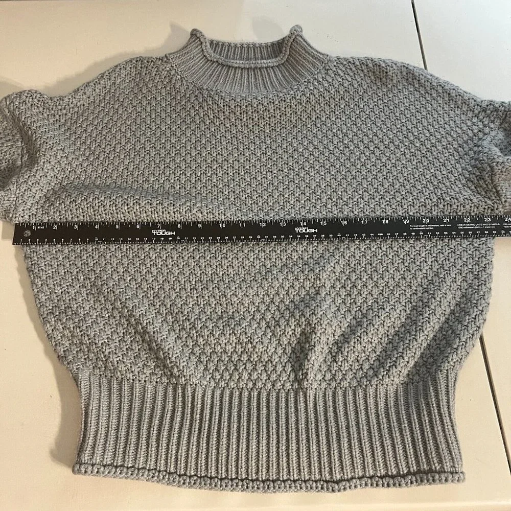 Zesica Sweater Womens Medium Gray Long Sleeve Mock Neck Chunky Open Knit‎ Casual